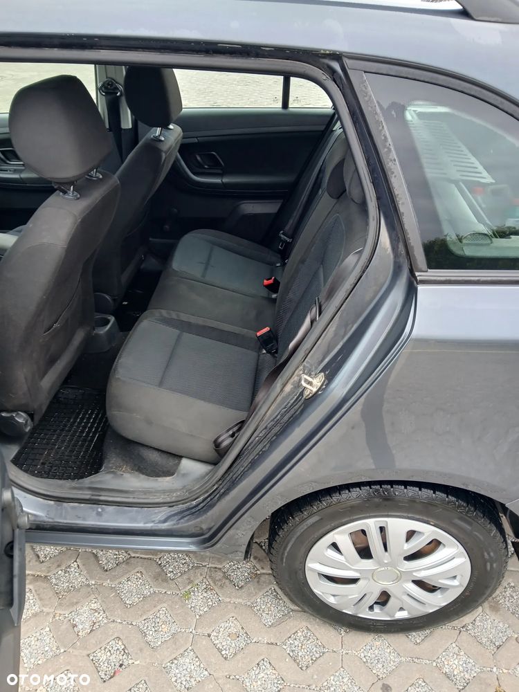 Skoda Fabia 1.6 TDI DPF Ambition - 6