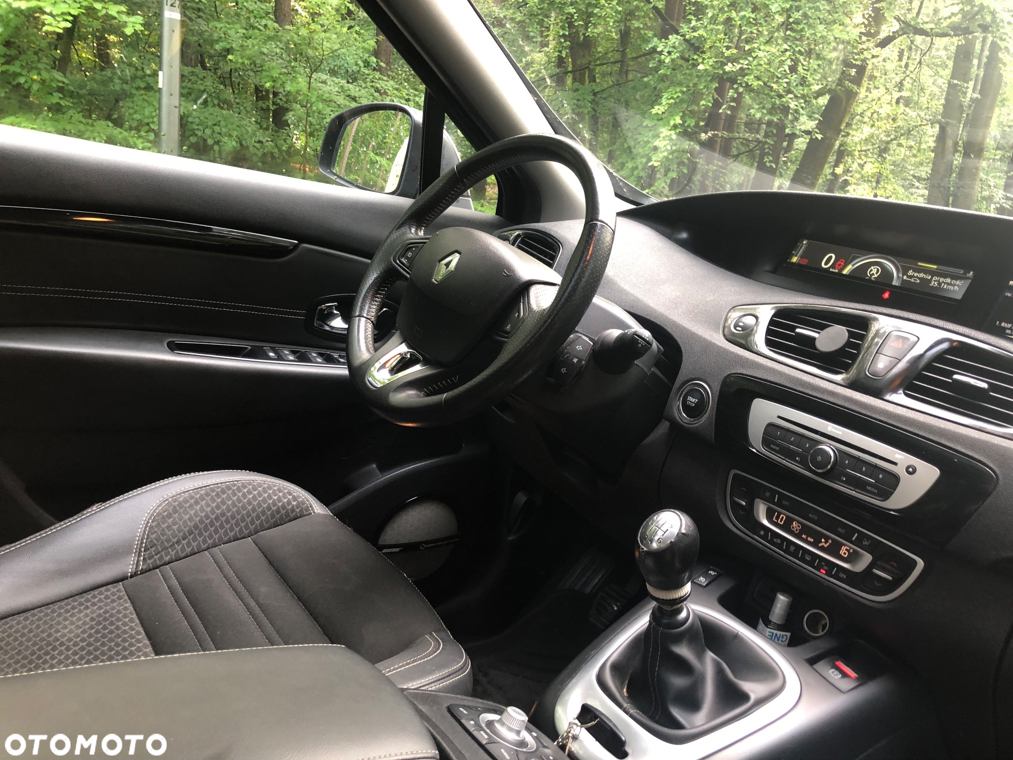 Renault Grand Scenic ENERGY dCi 130 BOSE EDITION - 10
