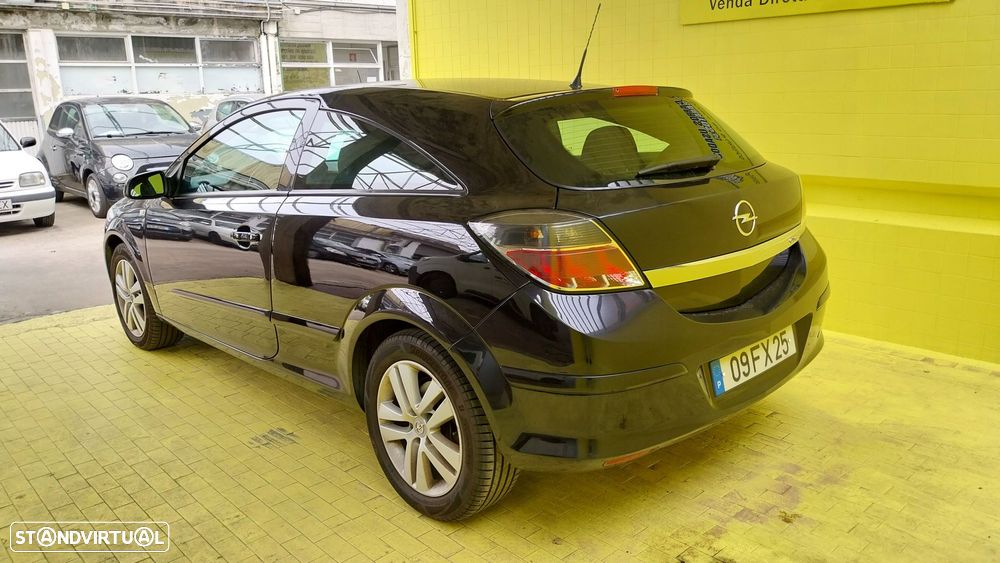 Opel Astra GTC 1.3 CDTi - 18