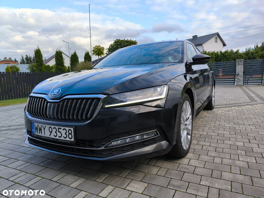 Skoda Superb 2.0 TDI SCR Style DSG - 21