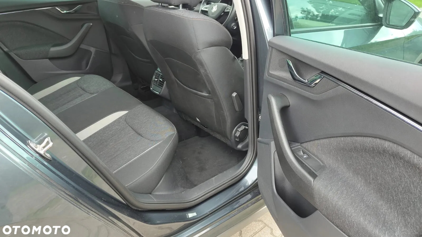 Skoda Kamiq 1.0 TSI Edition 130 DSG - 8