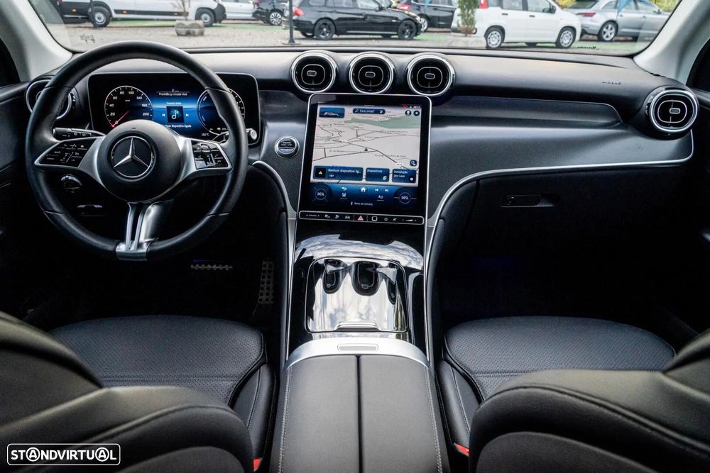 Mercedes-Benz GLC 300 e 4Matic 9G-TRONIC AMG Line Advanced - 15