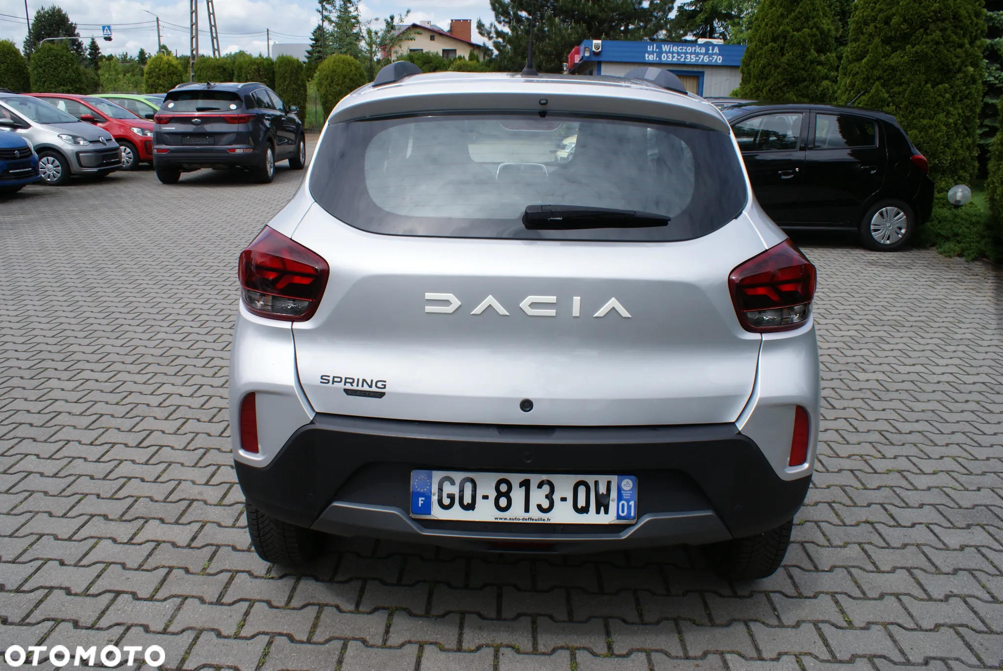 Dacia Spring - 9