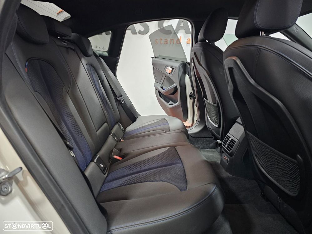 BMW 218 Gran Coupé - 12