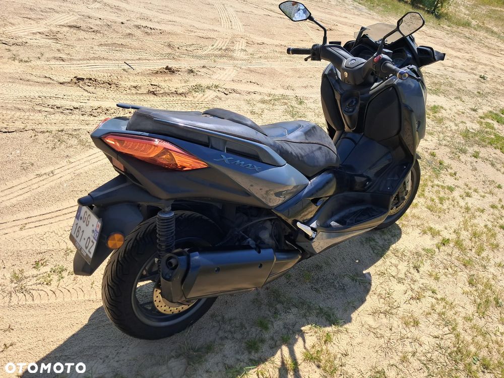 Yamaha X-max - 3