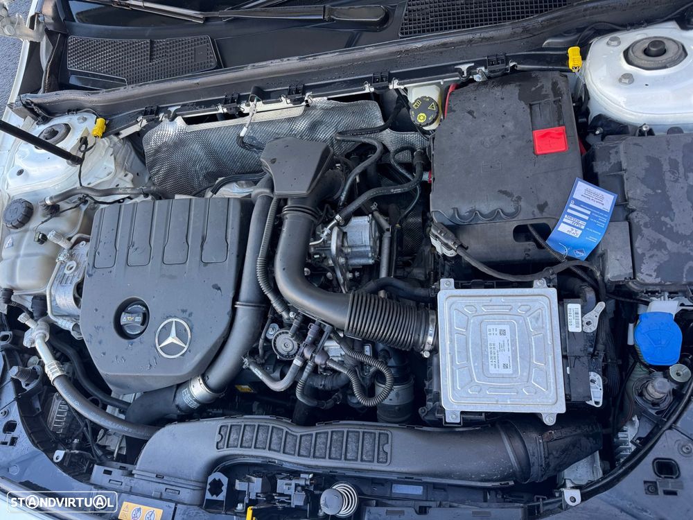 Mercedes-Benz A 200 AMG Line - 25