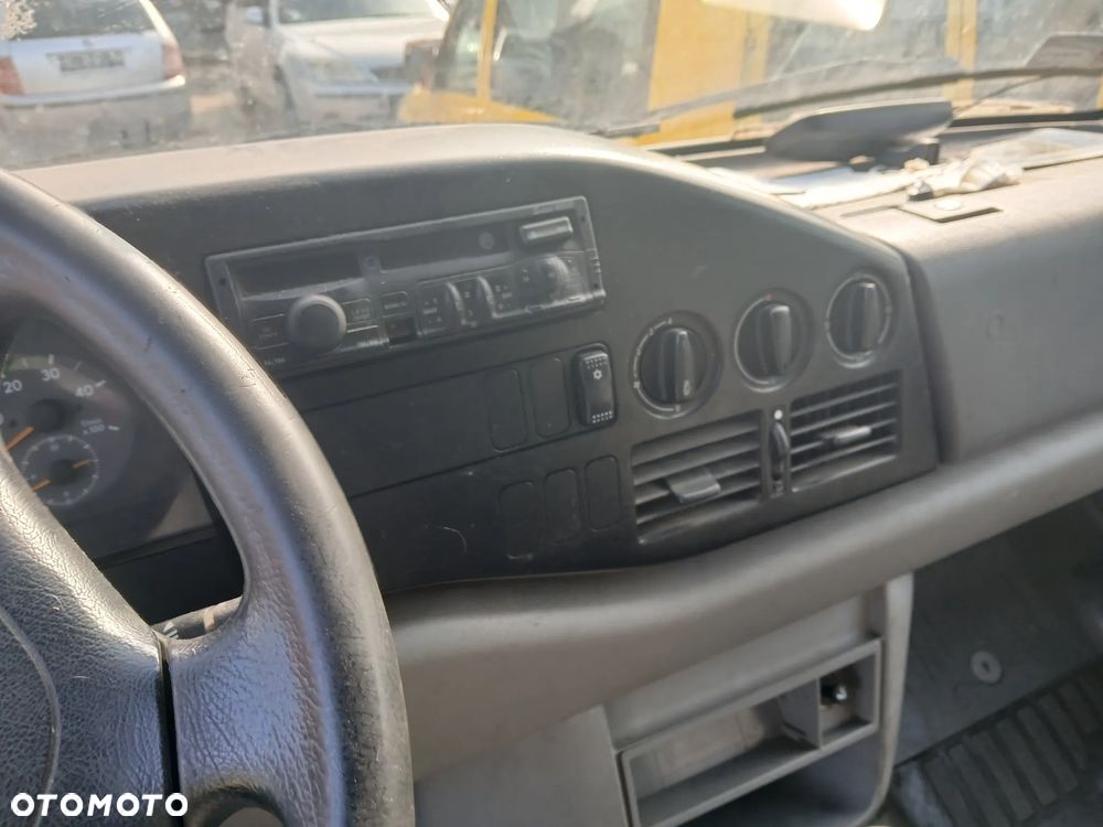 VOLKSWAGEN LT35 L2H2 fotel fotele kanapa deska kokpit podsufitka boczek boczki klamka - 5