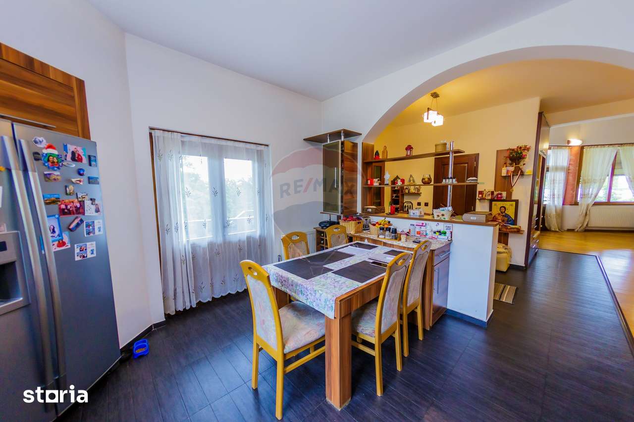 Casa De Vanzare-CEA MAI FRUMOASA PRIVELISTE SPRE BAIA MARE - Imagine principală: 5/20