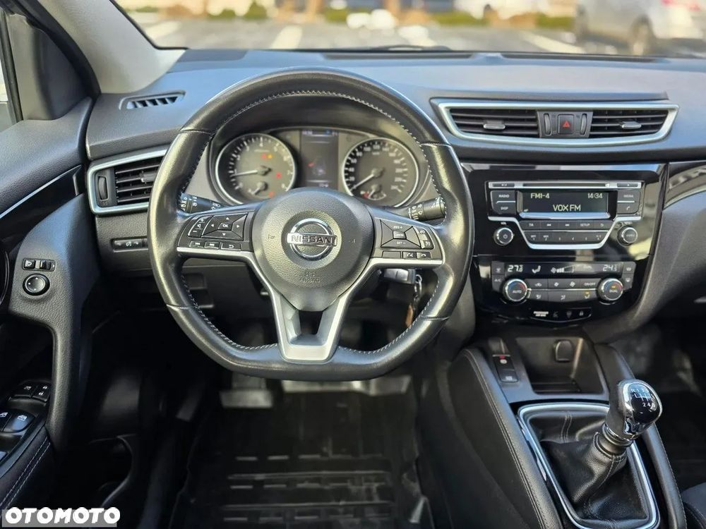 Nissan Qashqai 1.2 DIG-T Tekna EU6 - 27