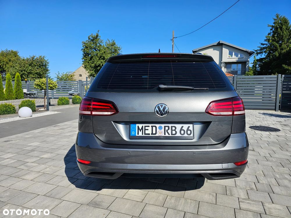 Volkswagen Golf - 12