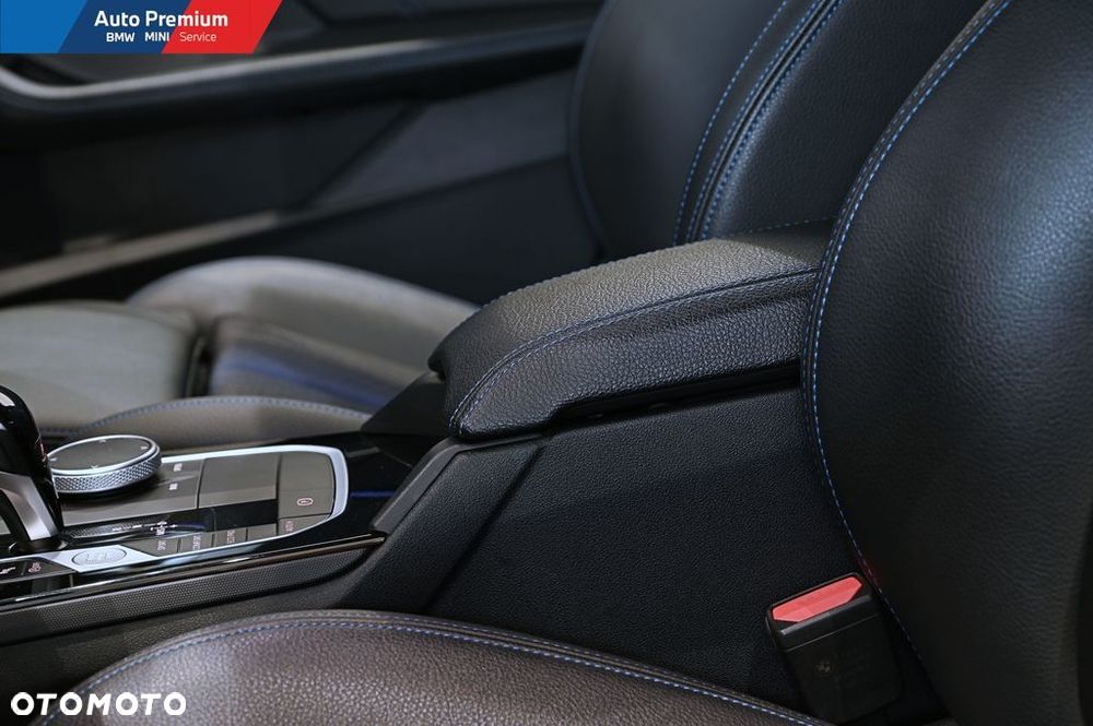 BMW Seria 1 118i - 11