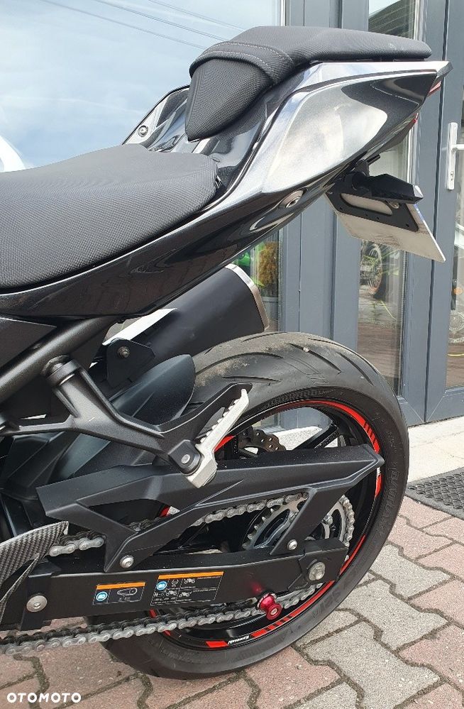 Kawasaki Ninja 400 - 30