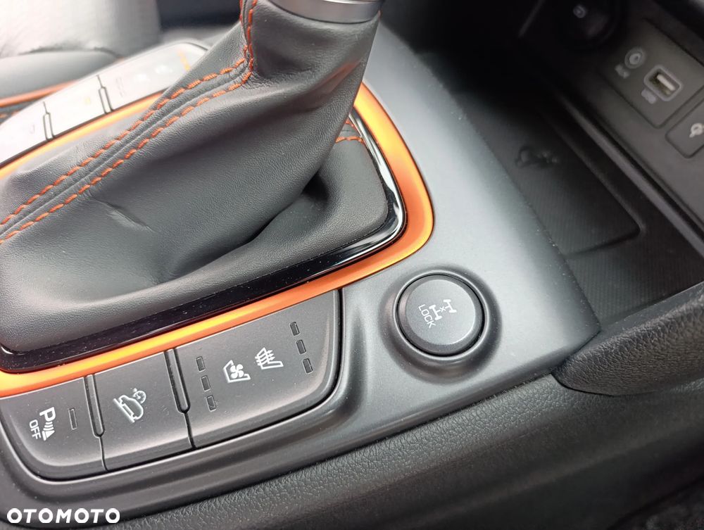 Hyundai Kona 1.6 T-GDI DCT 4WD Premium - 18