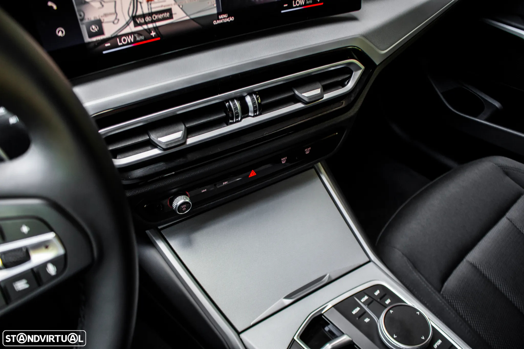 BMW 330 e xDrive Aut. Luxury Line - 26