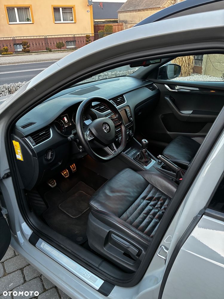 Skoda Octavia 2.0 TDI RS - 12