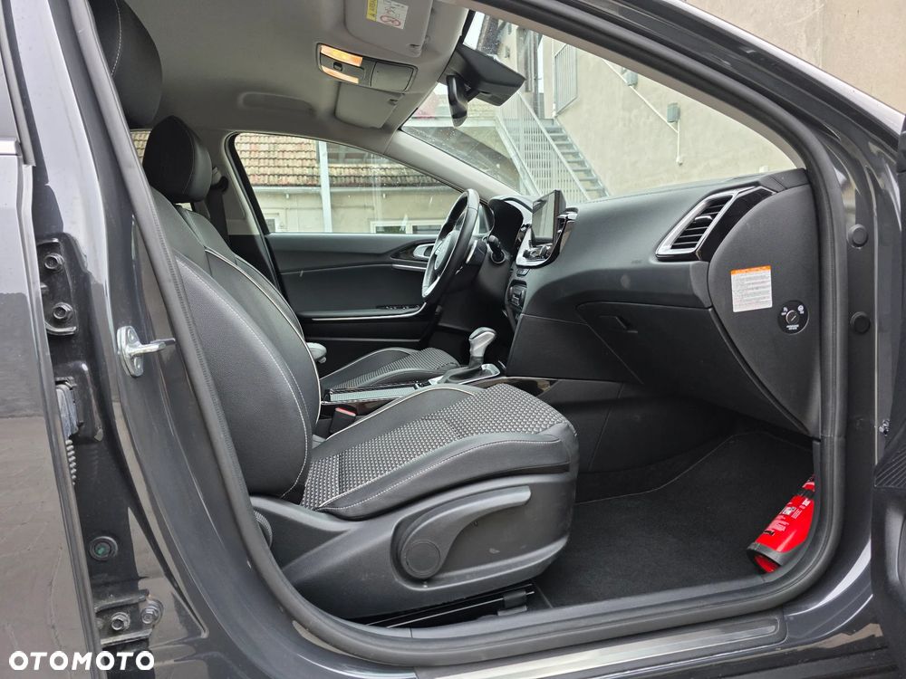 Kia XCeed 1.6 GDI PHEV L Business Line DCT - 31