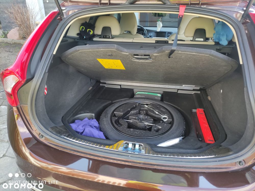 Volvo V60 T5 Drive-E Summum - 2