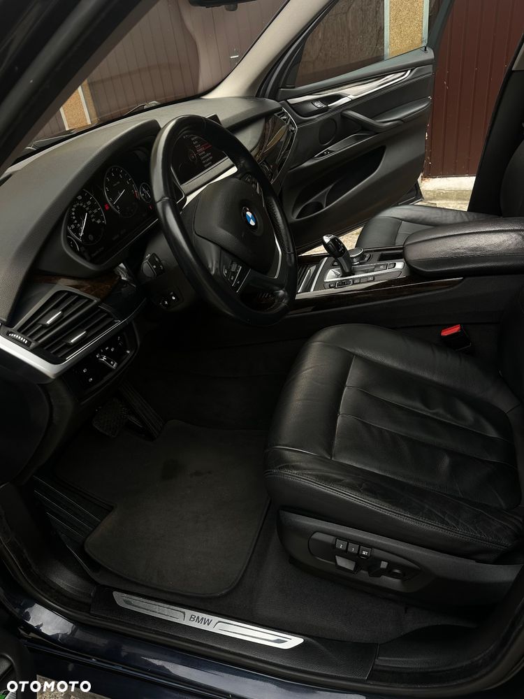 BMW X5 xDrive35i - 7