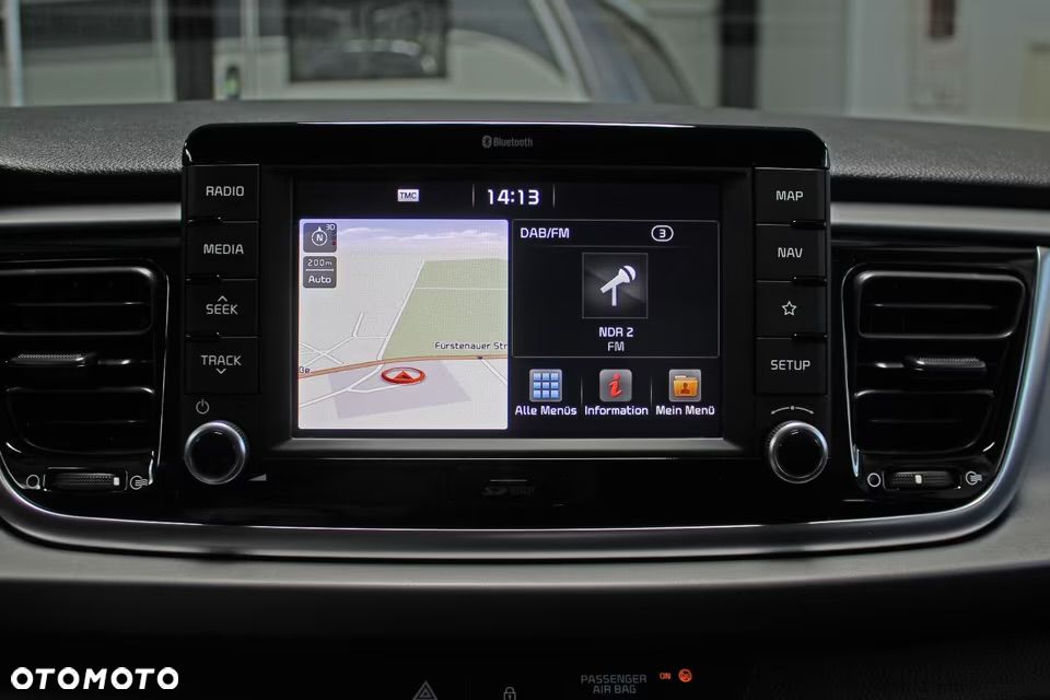 Kia Rio 1.4 Business Line - 8