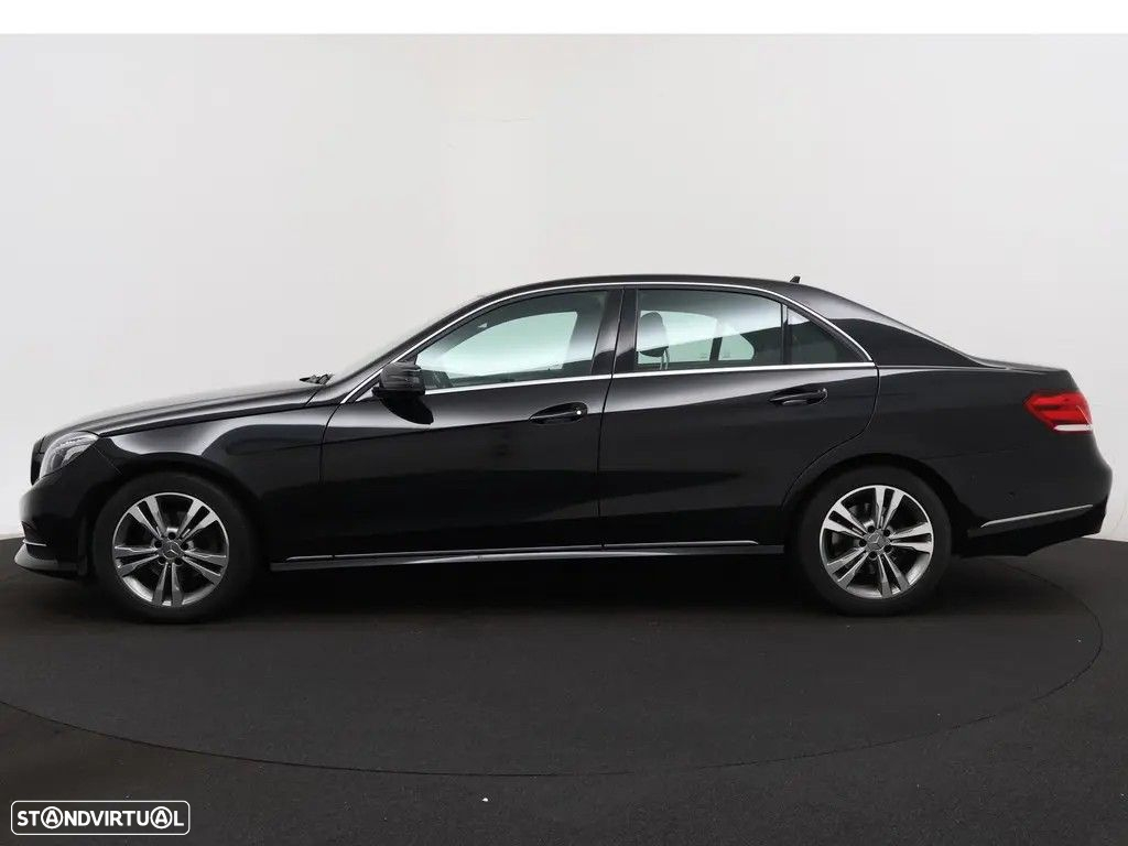 Mercedes-Benz E 220 CDi Avantgarde BlueEfficiency Auto. - 3