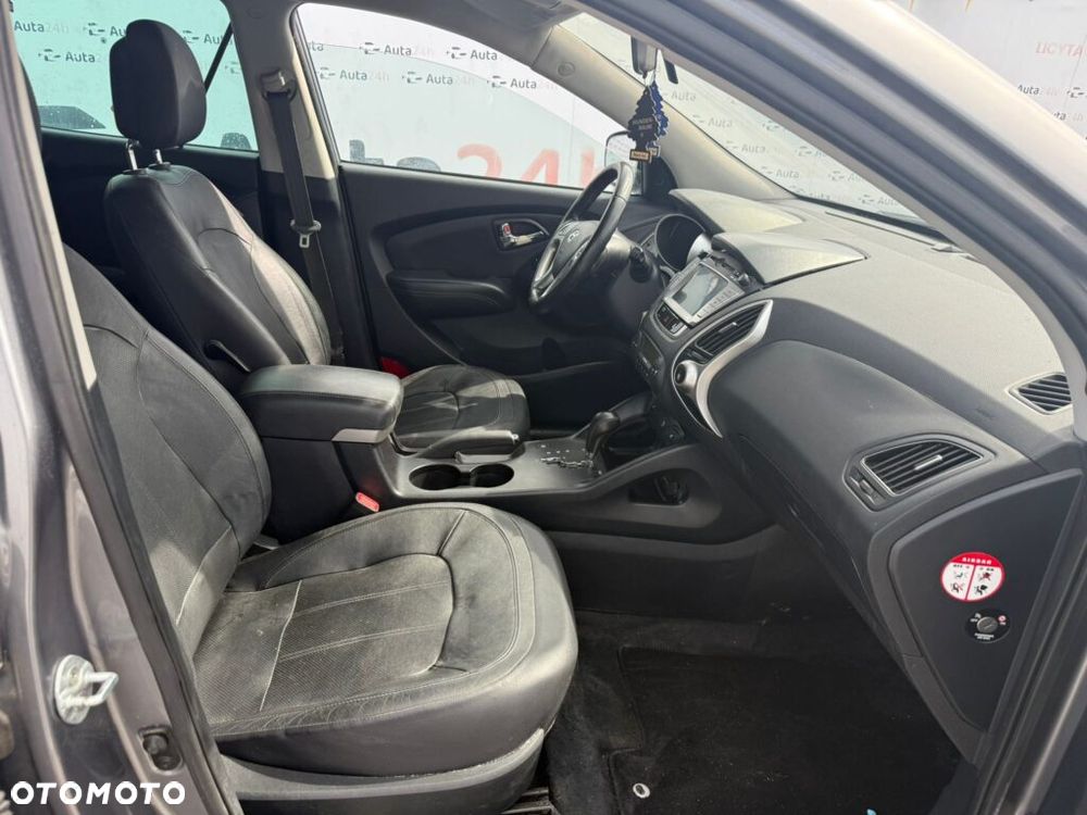 Hyundai ix35 2.0 CRDi 4WD Automatik Premium - 12