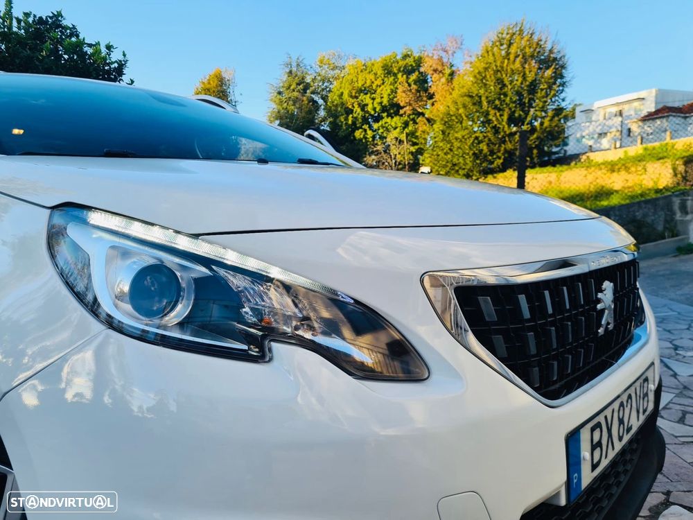 Peugeot 2008 1.2 PureTech Style - 35