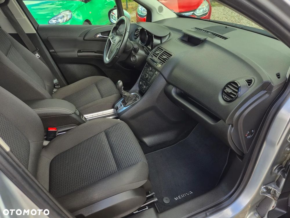 Opel Meriva 1.4 T Essentia - 27