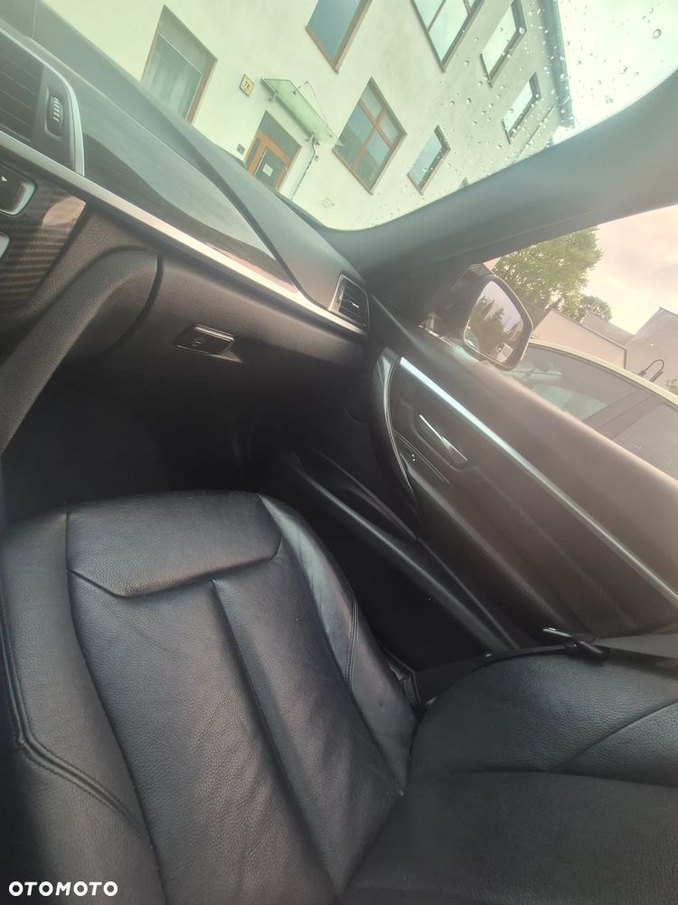 BMW Seria 3 330i xDrive Edition Luxury Line Purity - 6
