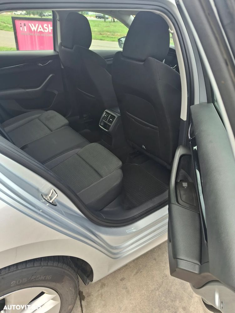 Skoda Octavia 2.0 TDI DSG Ambition - 7