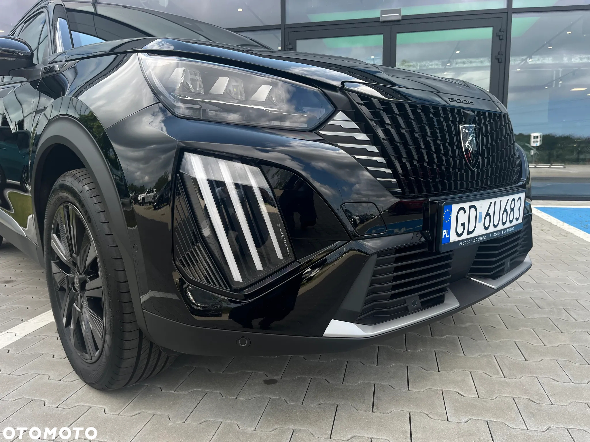 Peugeot 2008 PureTech mHEV GT e-DCS6 - 4