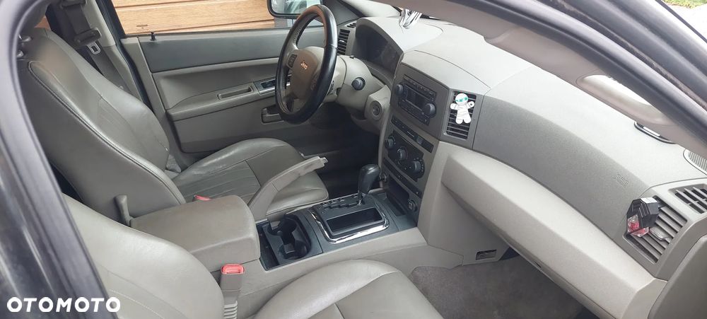 Jeep Grand Cherokee - 5