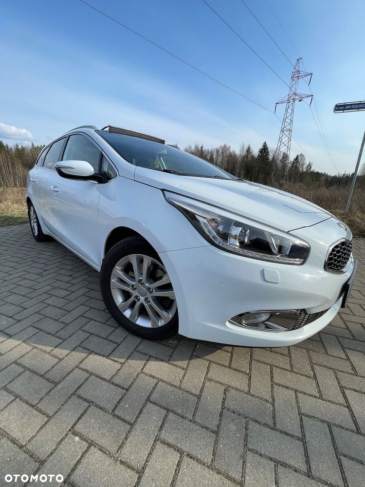 Kia Ceed - 8