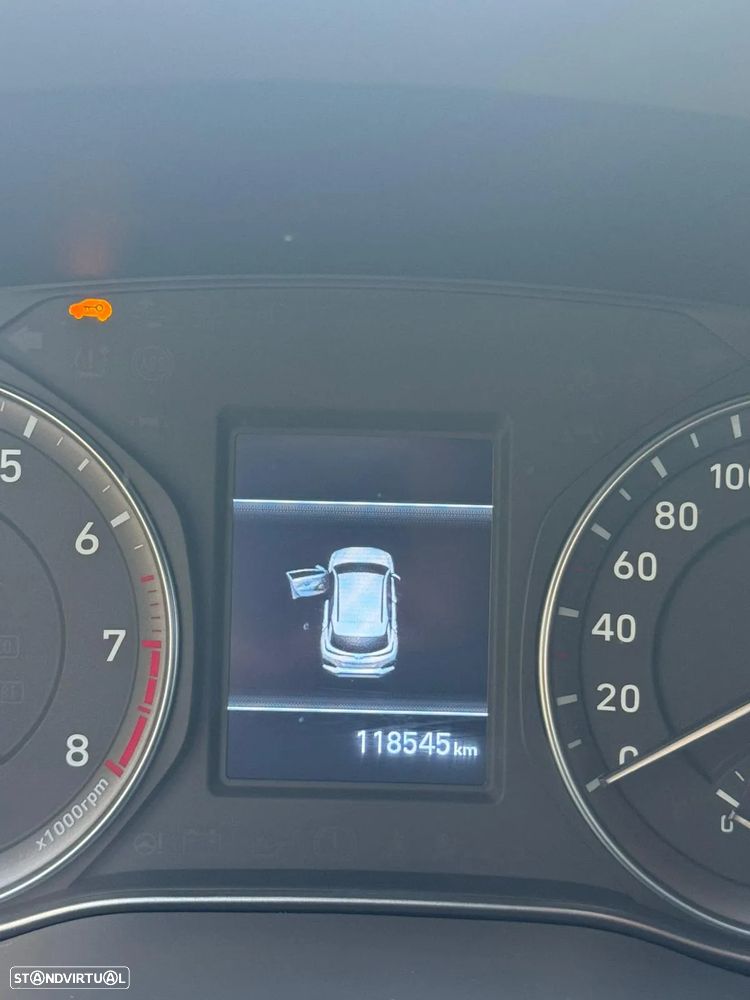 Hyundai Kauai 1.0 T-GDi Tecido Preto - 1