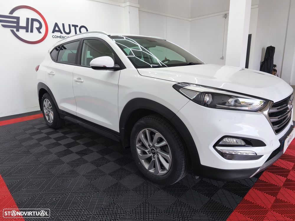Hyundai Tucson - 4