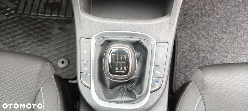 Hyundai i30 1.0 T-GDI GO Plus - 16