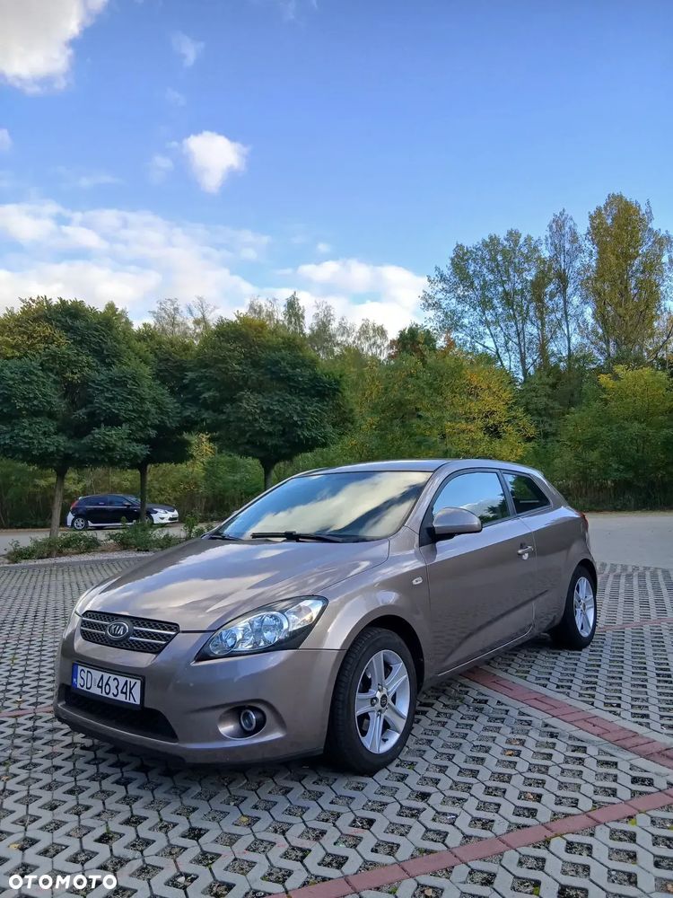 Kia Ceed 1.6 Comfort + - 1