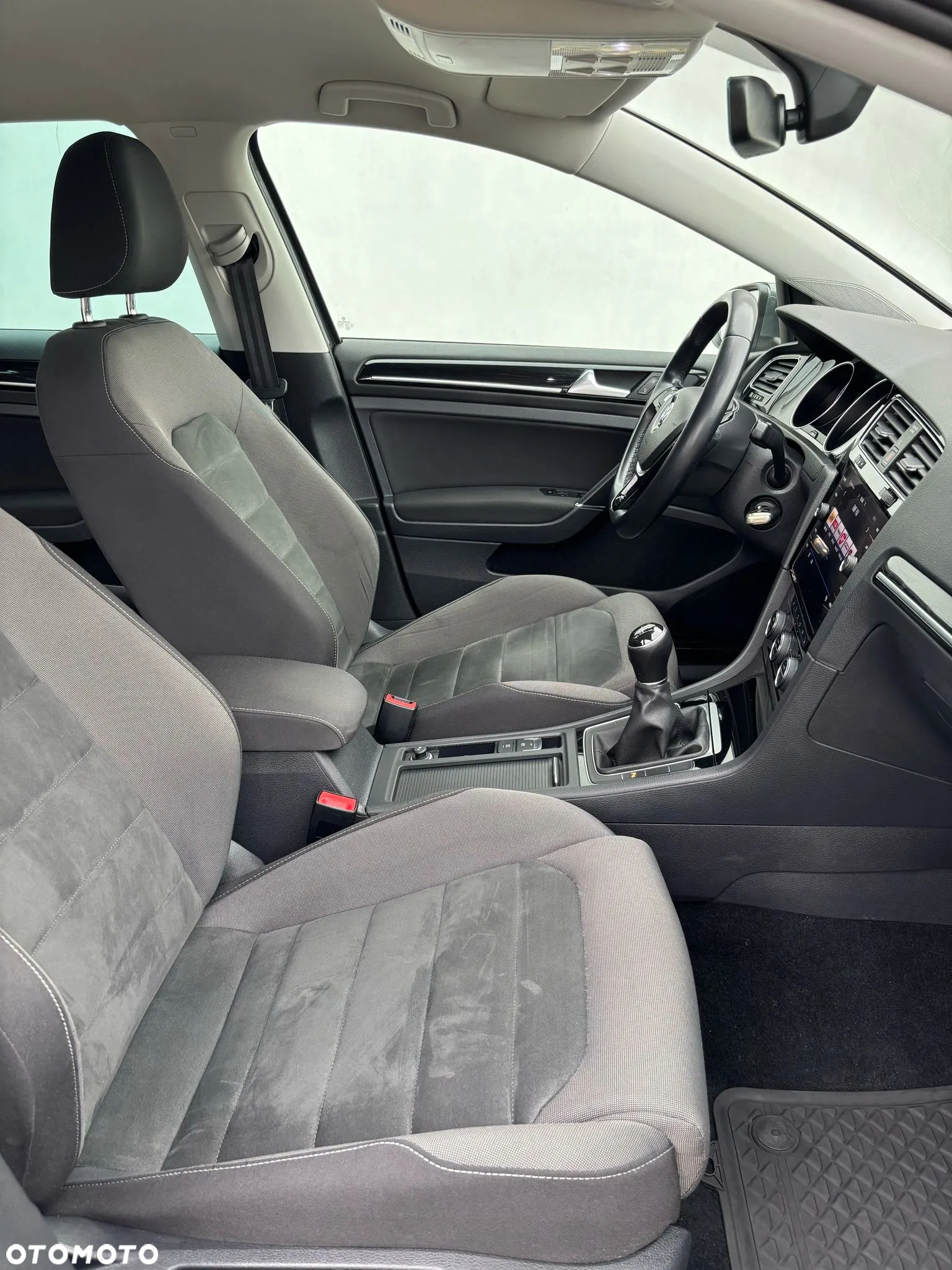 Volkswagen Golf VII 2.0 TDI BMT Highline - 13