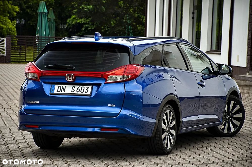 Honda Civic 1.8 i-VTEC Lifestyle - 8