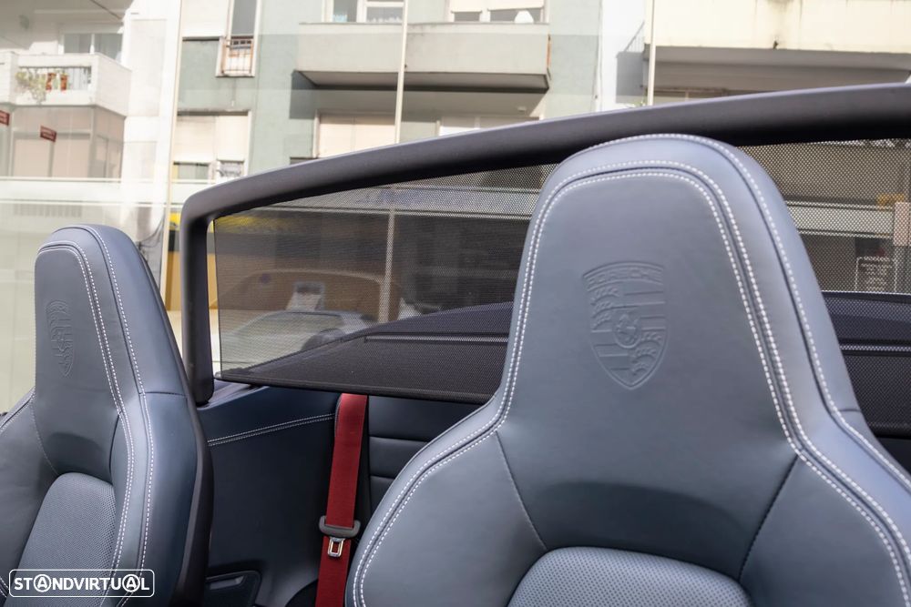 Porsche 911 (992) Carrera 4S PDK - 14