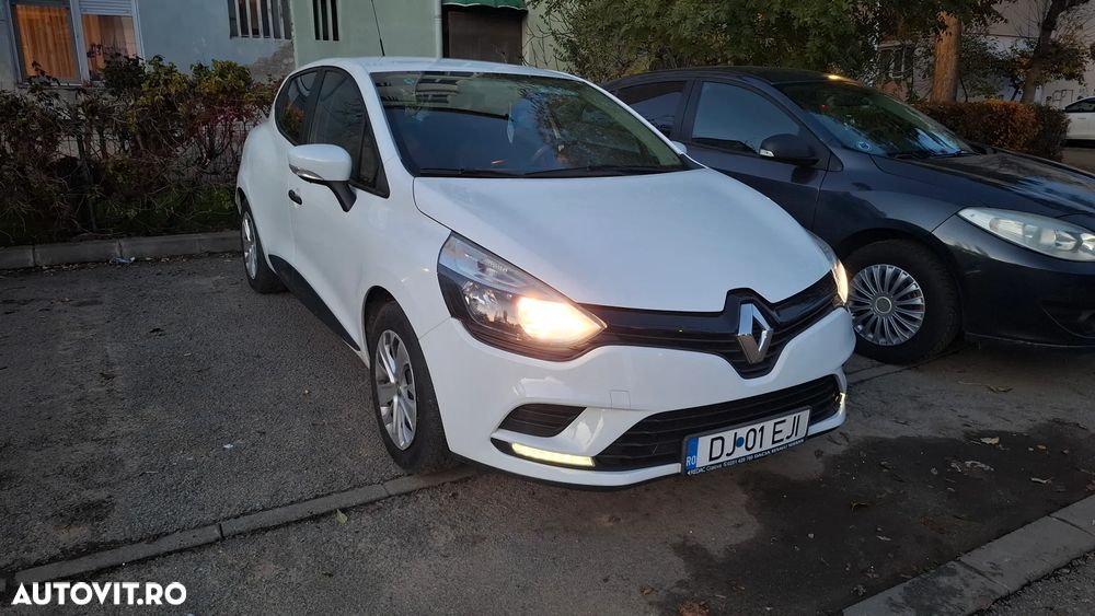 Renault Clio IV 1.2 16V Expression - 1