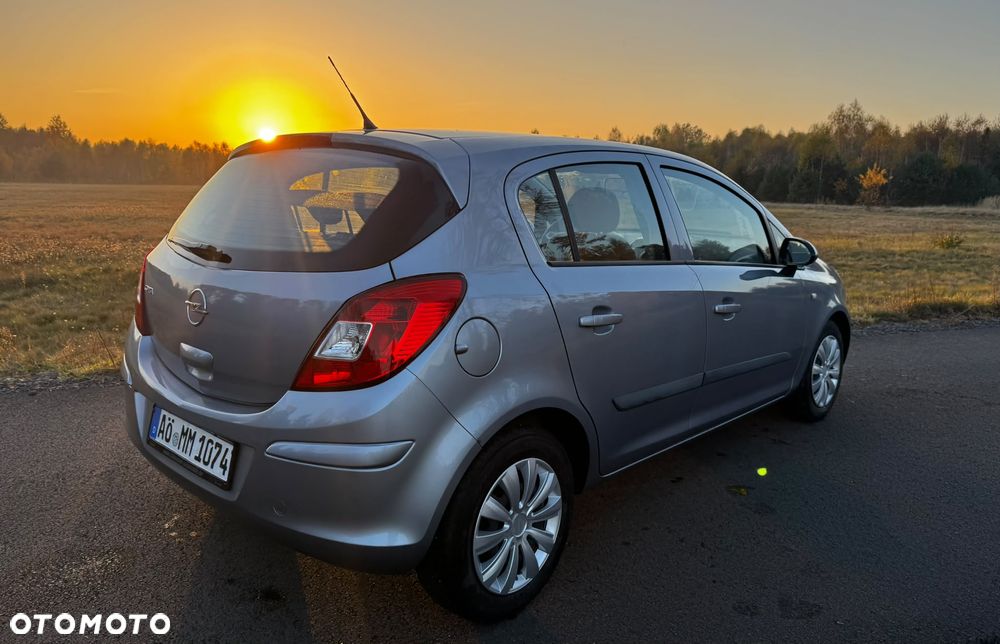 Opel Corsa - 10