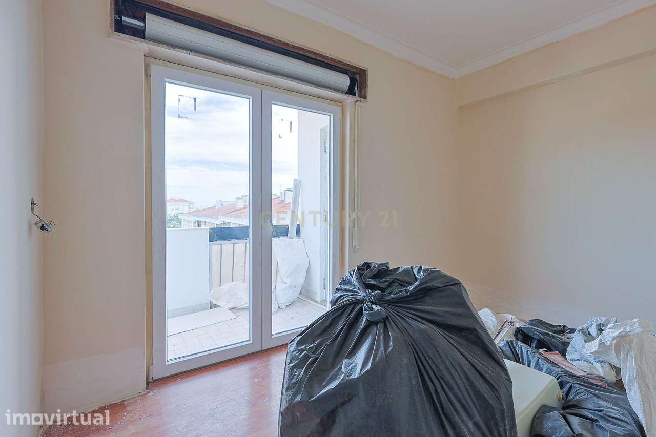 Apartamento T3 com Vista Panorâmica em Corroios, Seixal - Grande imagem: 3/14