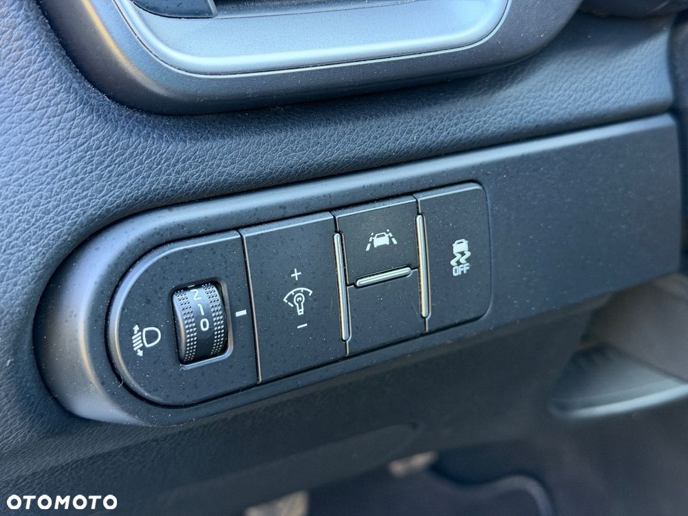 Kia Ceed 1.4 L Business Line Plus - 31