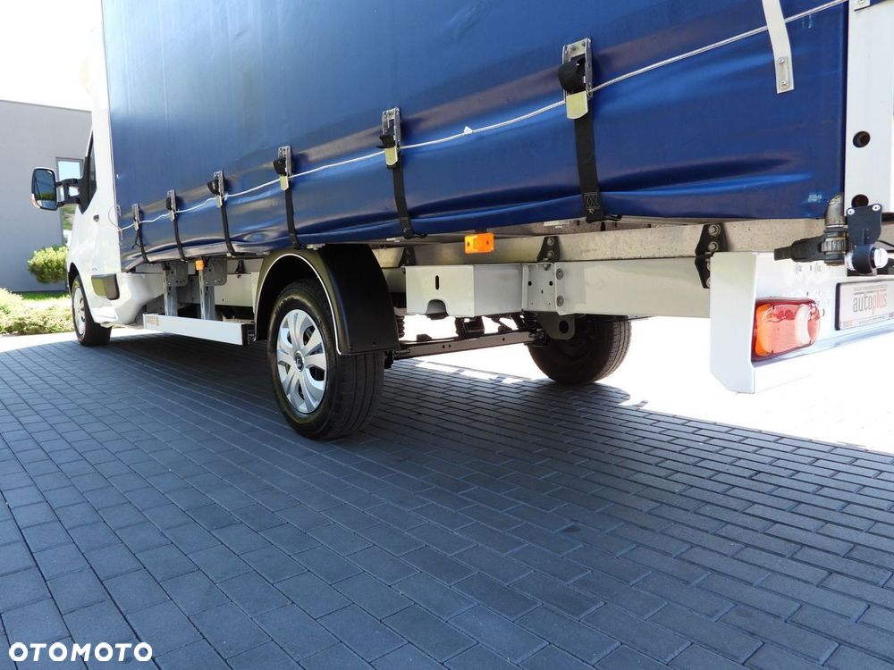 Renault MASTER PLANDEKA 8 PALET TEMPOMAT PNEUMATYKA KLIMATYZACJA  170KM - 17