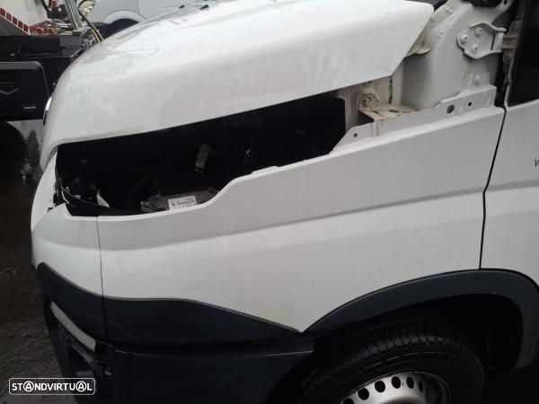 Guarda Lamas Esquerdo Iveco Daily Vi Caixa - 1