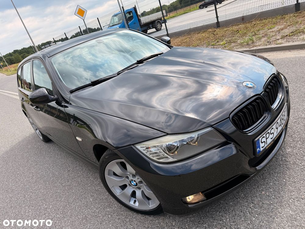 BMW Seria 3 318d DPF Edition Sport - 12