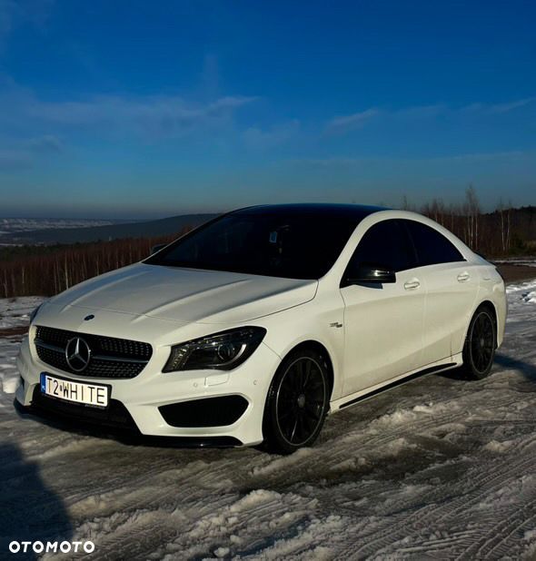 Mercedes-Benz CLA 250 4-Matic AMG Line - 22
