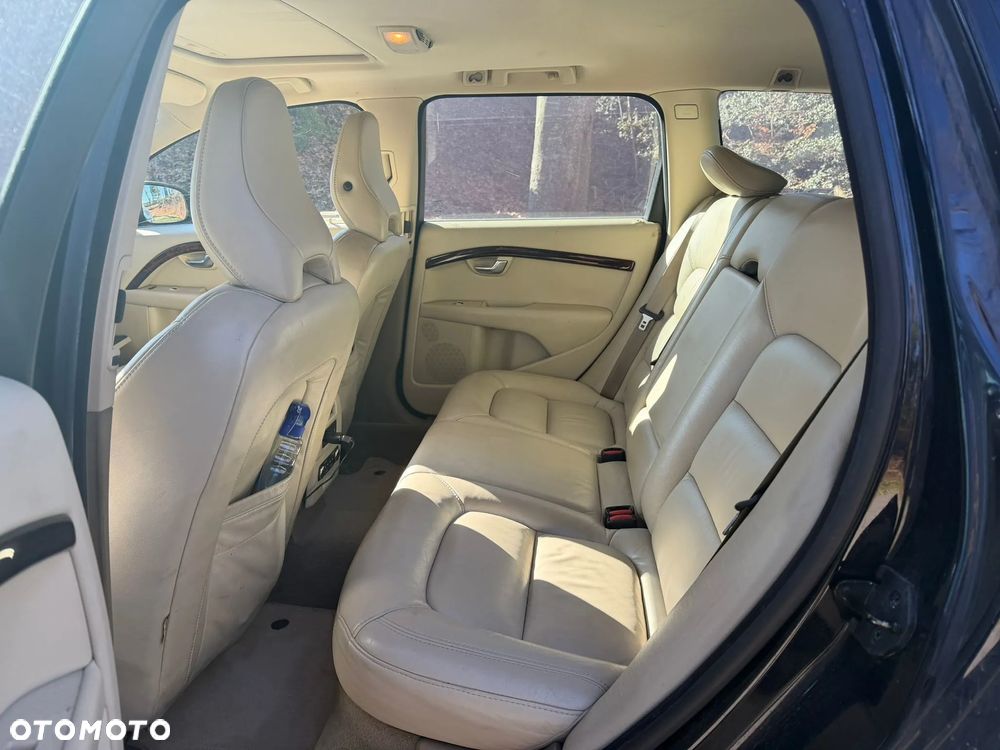 Volvo V70 2.5T Summum - 6