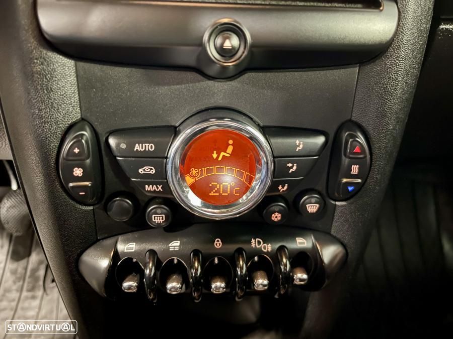 MINI Cabrio Cooper - 18