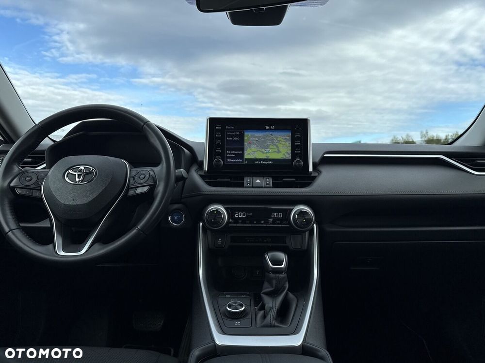 Toyota RAV4 - 12